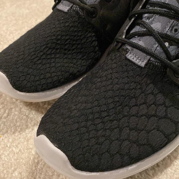 Nike sneaker - Picture 5 of 6